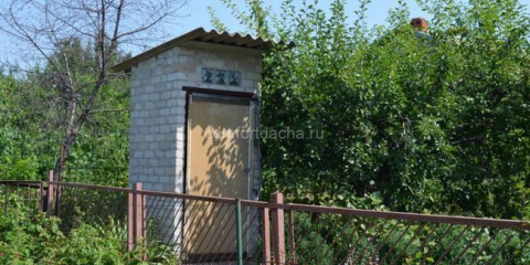 Jaká by měla být vzdálenost od wc k hranici sousedního pozemku